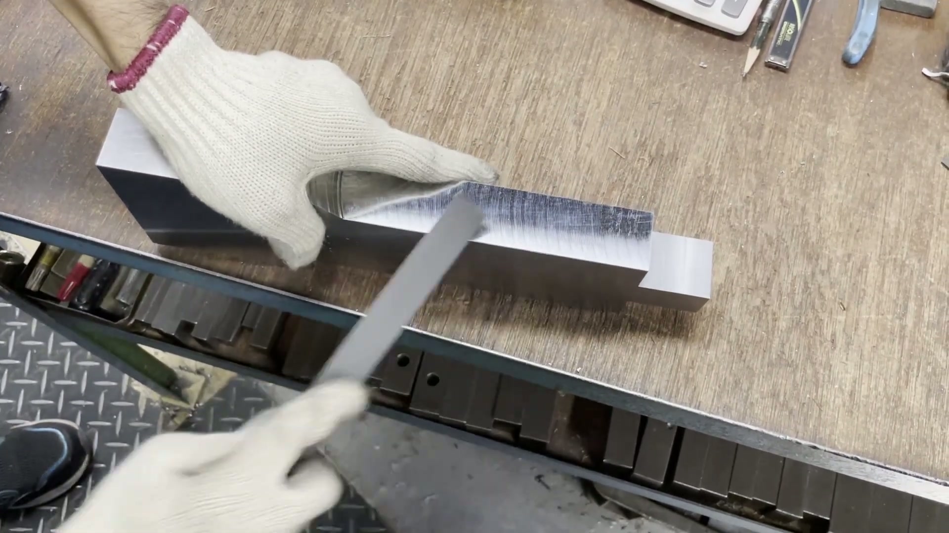 File while feeling the face
